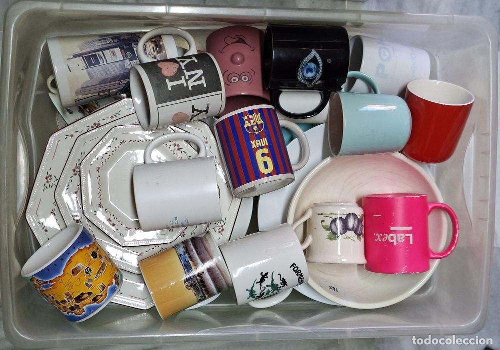 Vintage: CAJA CON VARIOS ART&Iacute;CULOS DE VAJILLA. PLATOS Y TAZAS.