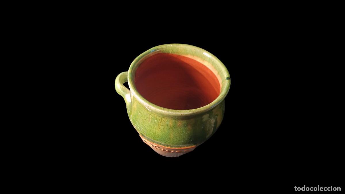 Vintage: Tarro Cer&aacute;mico &rdquo;Olives&rdquo; Pintado a Mano &ndash; Vidriado Verde con Asa &ndash; Artesan&iacute;a Mediterr&aacute;nea &ndash; 80/90