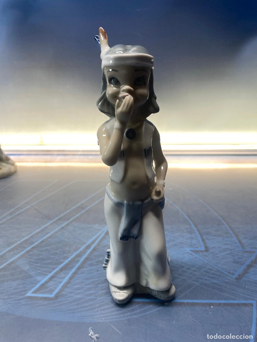 Vintage: Figura porcelana, ni&ntilde;o indio casades 22 cm altura