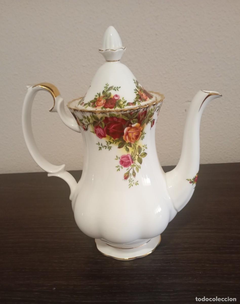 Vintage: ELEGANTE CAFETERA DE PORCELANA DE LA MARCA ROYAL ALBERT,MODELO OLD COUNTRY ROSES, VINTAGE