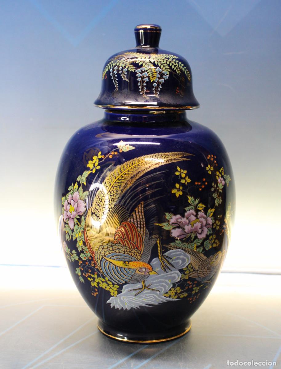 Vintage: Bonito tibor azul cobalto, porcelana China.