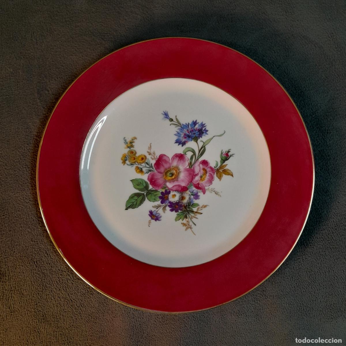 Vintage: PLATO DE PORCELANA FINA CON ALA EN ROJO Y FLORAL DE TIRSCHENREUTH.MEDIADOS DEL S.XX