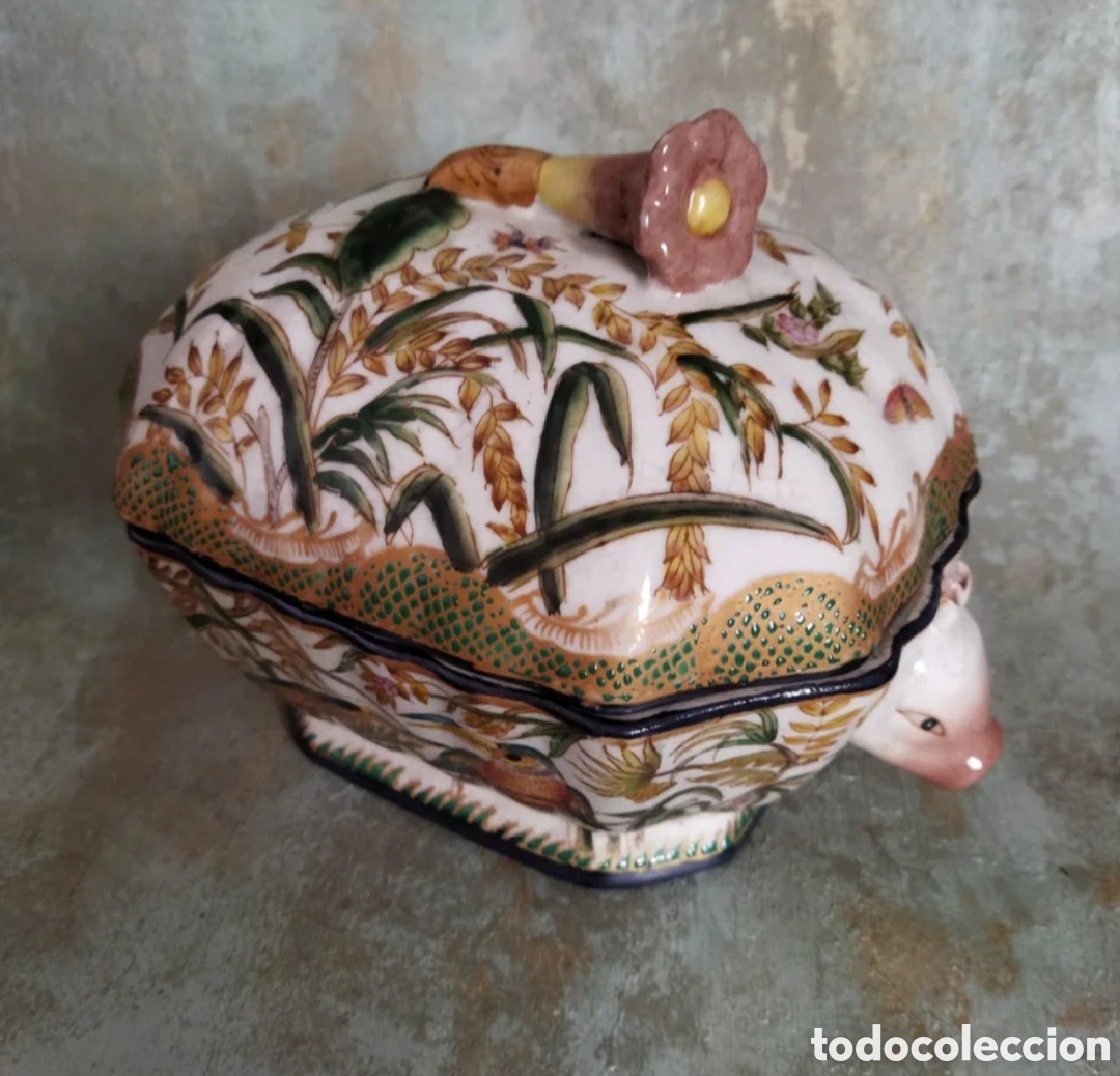Vintage: Caja de cer&aacute;mica pintada. .