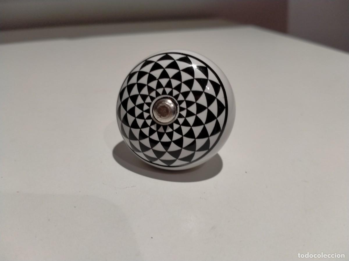 Vintage: Pomo de cer&aacute;mica para cajones o armarios
