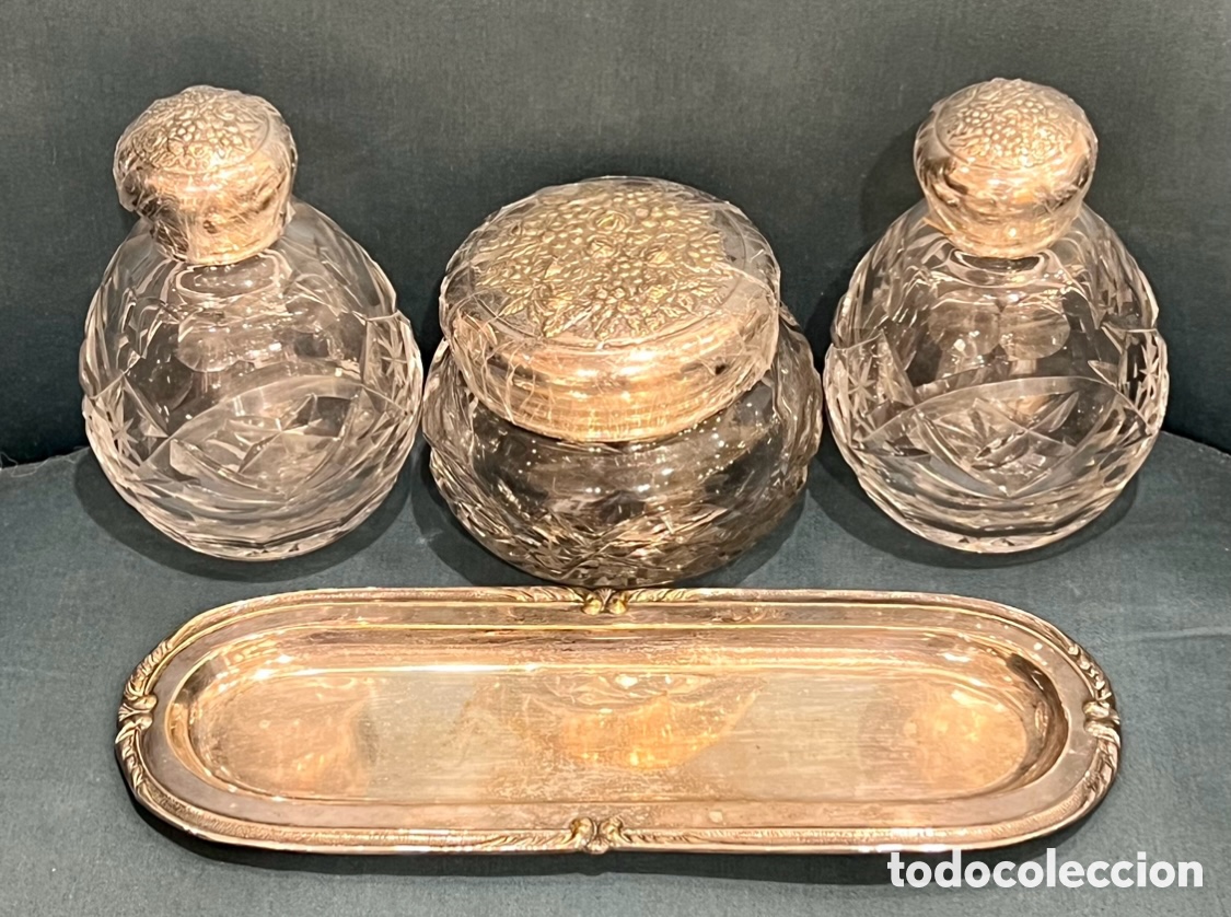 Vintage: Juego de tocador. 5 piezas. Cristal de roca y metal plateado. A&ntilde;os 60.