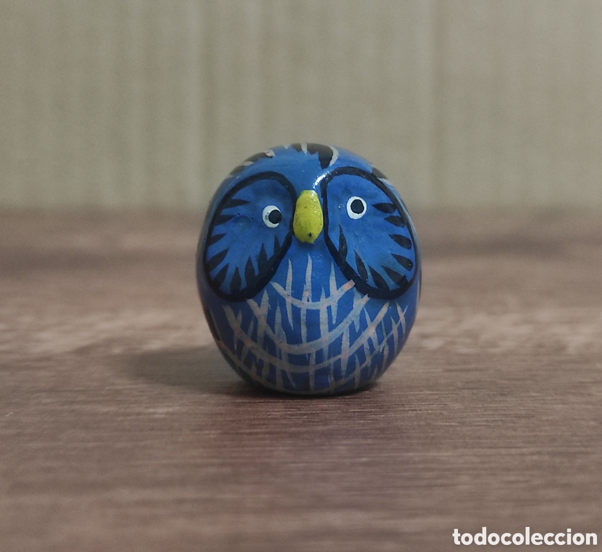 Vintage: FIGURA B&Uacute;HO CER&Aacute;MICA - 2,5 CM