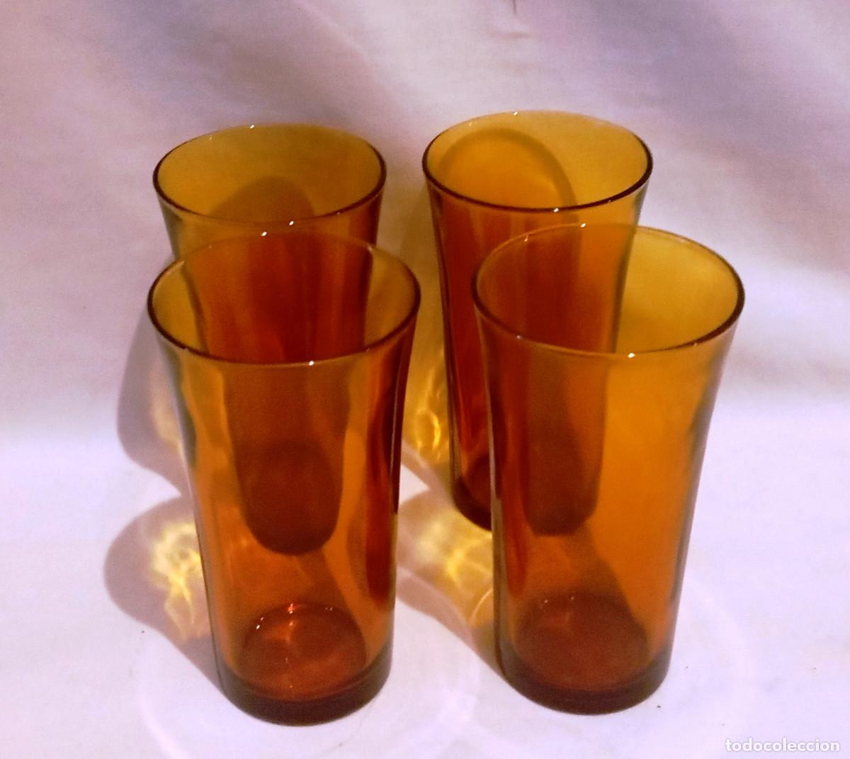 Vintage: 4 vasos altos Duralex &aacute;mbar. Cuatro vasos altos de vidrio de la marca cl&aacute;sica Duralex