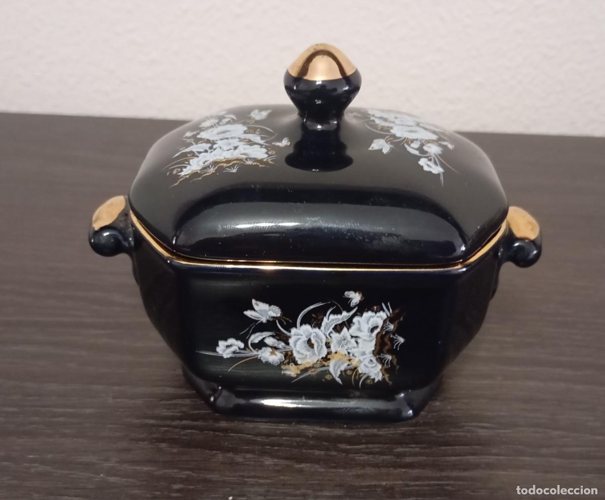 Vintage: PRECIOSO JOYERO CON TAPA Y ASAS DE PORCELANA NEGRA DE ORIGEN GRIEGO, VINTAGE DE LOS A&Ntilde;OS 60-70