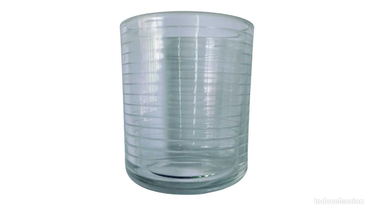 Vintage: VASO DE VIDRIO VINTAGE - DISE&Ntilde;O RAYADO/ACANALADO - N&ordm; MOLDE &rdquo;32&rdquo; - MENAJE HOSTELER&Iacute;A RETRO