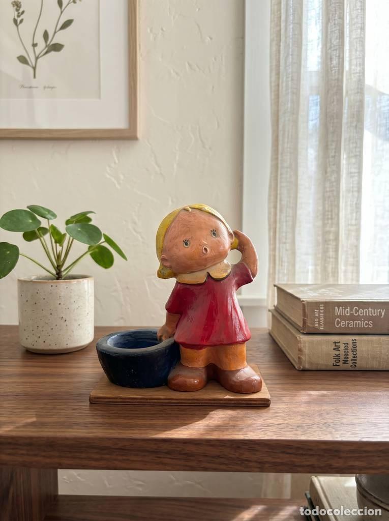 Vintage: FIGURA DE NI&Ntilde;A CON VESTIDO