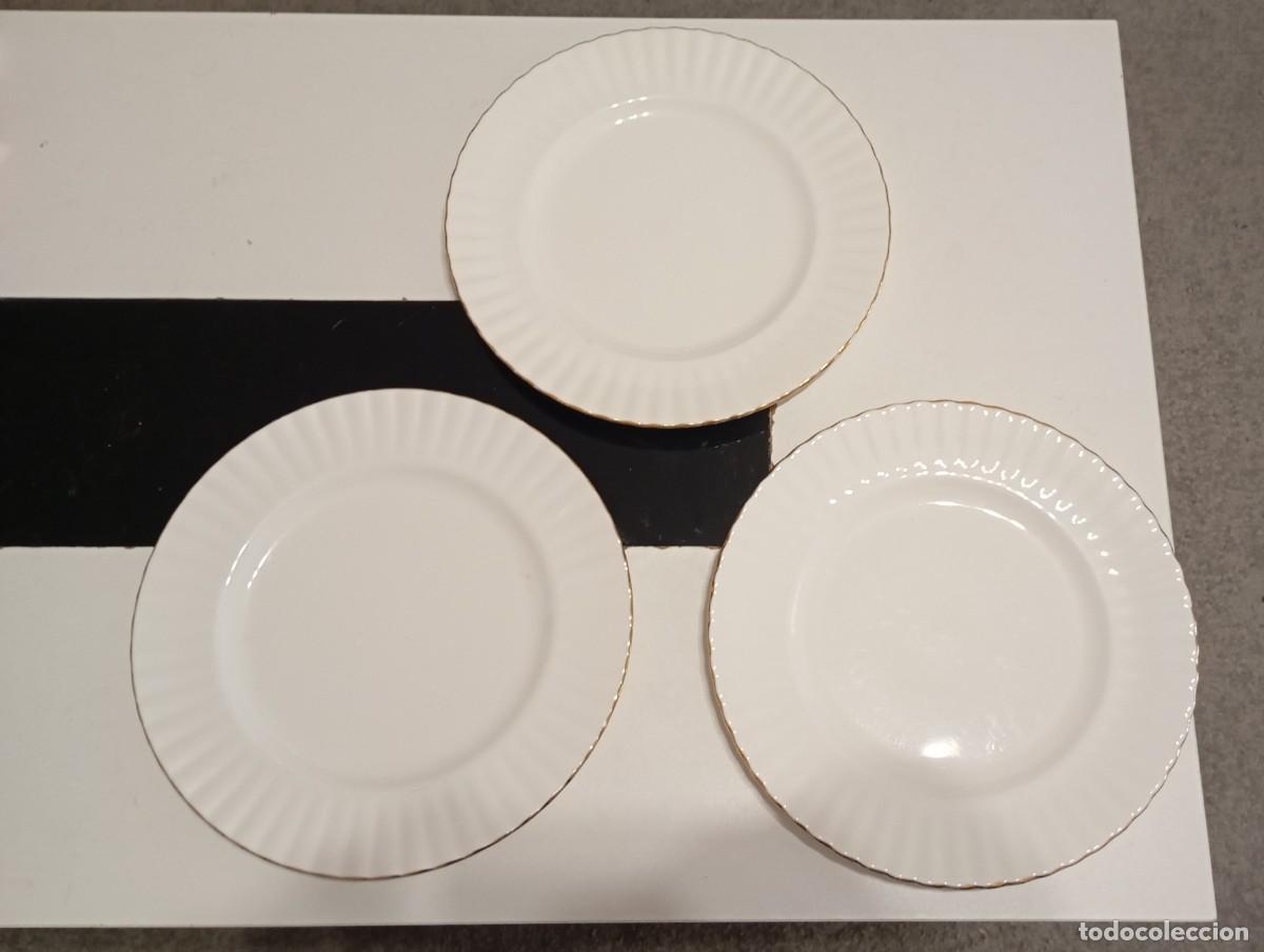 Vintage: HERMOSO JUEGO DE 3 PLATOS GRANDES DE CENA DE PORCELANA FINA, ROYAL ALBERT, PATR&Oacute;N VAL D'OR, VINTAGE