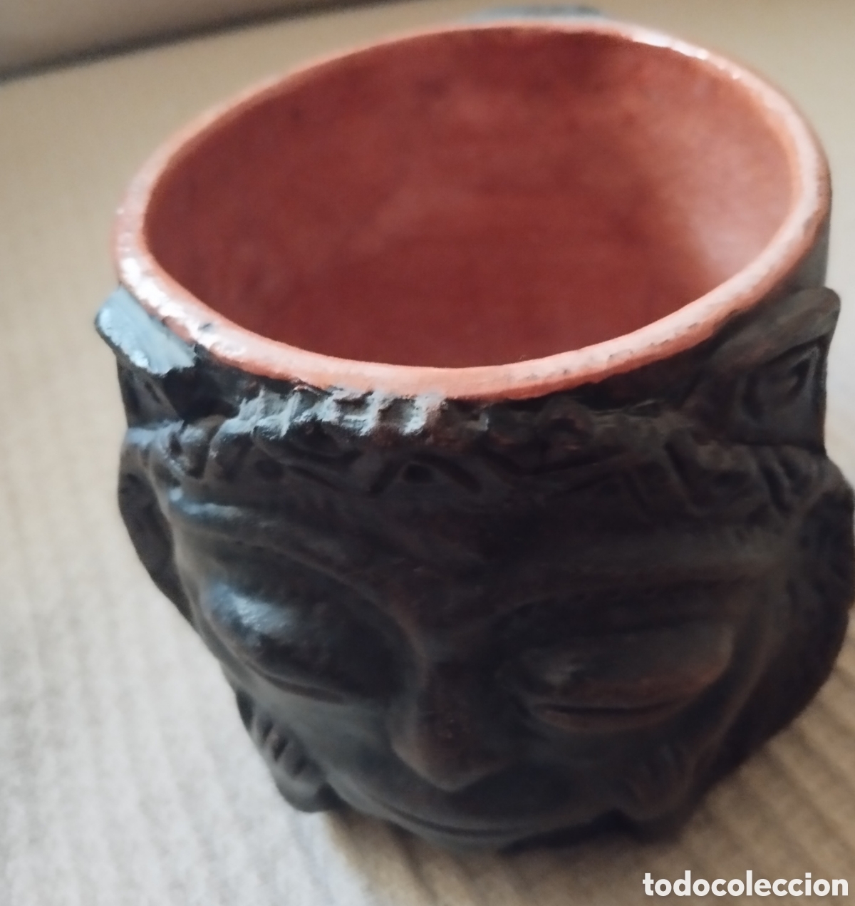 Vintage: TAZA DE CER&Aacute;MICA TALLADA