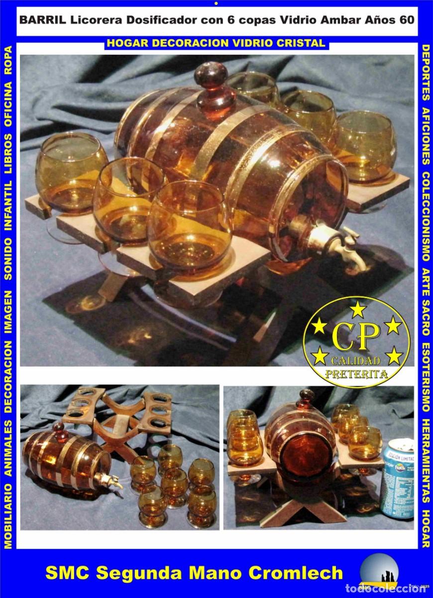 Vintage: BARRIL Licorera con Soporte Madera y 6 Copas. Color Ambar. A&ntilde;os 60 Calidad Pret&eacute;rita.