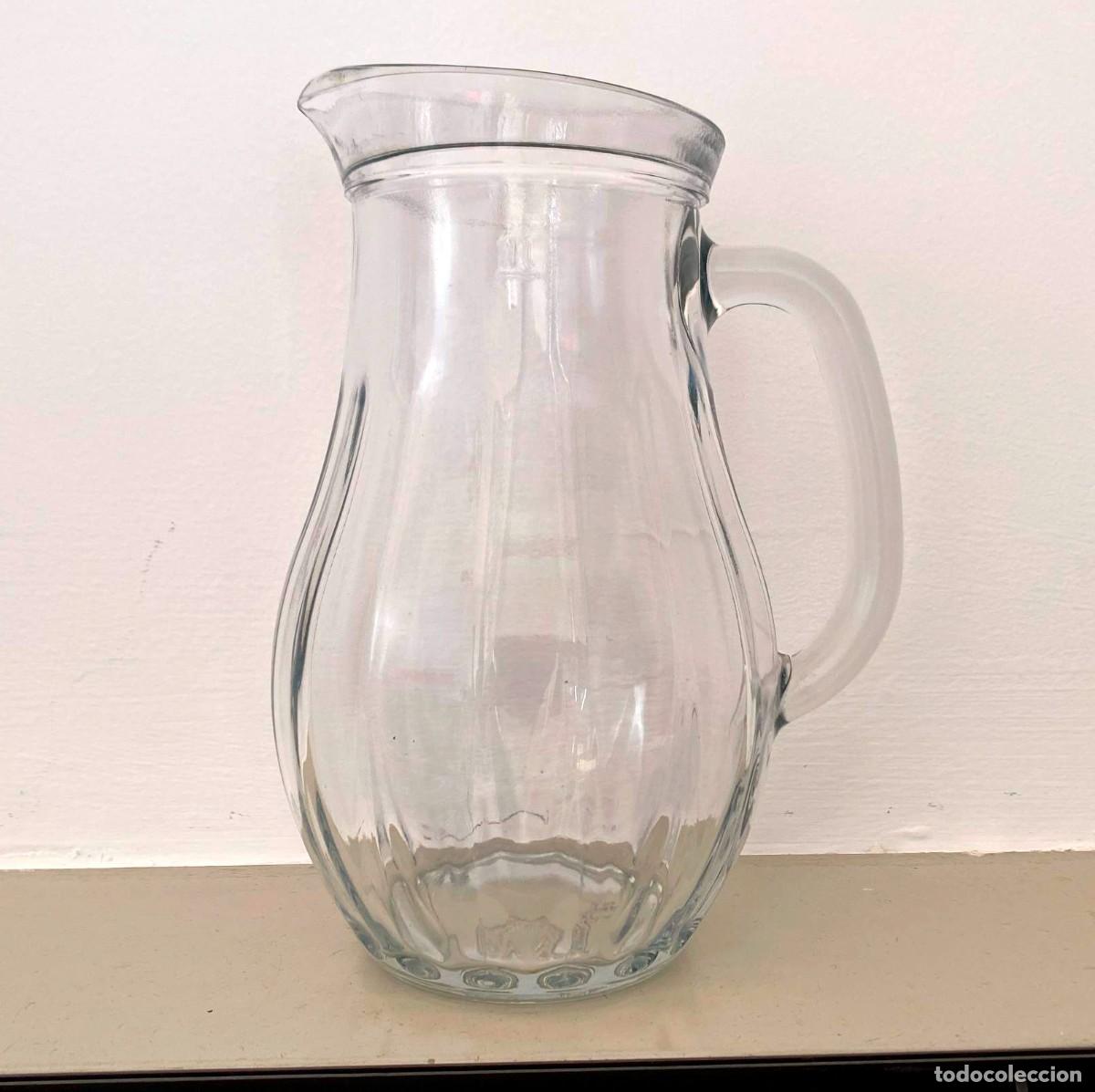 Vintage: ANTIGUA JARRA DE VIDRIO PRENSADO PASABAHCE - 1 LITRO - ESTILO BISTROT - SELLO EN BASE