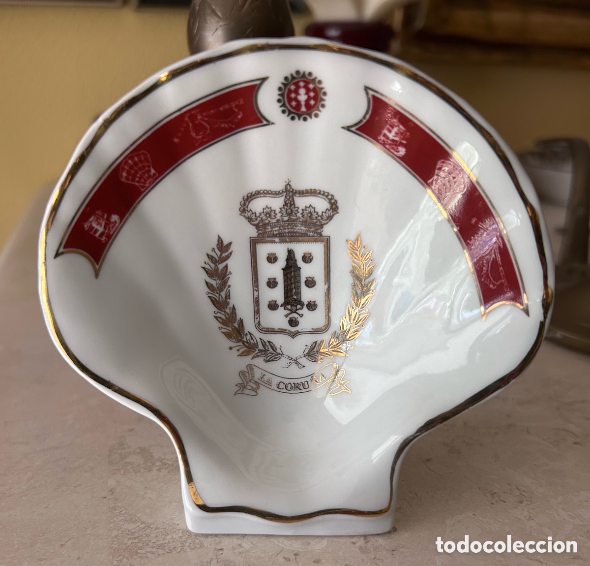 Vintage: VIEIRA DE PORCELANA. LA CORU&Ntilde;A. TORRE DE H&Eacute;RCULES. RECUERDO. GALICIA. PORCELANA LAFUENTE