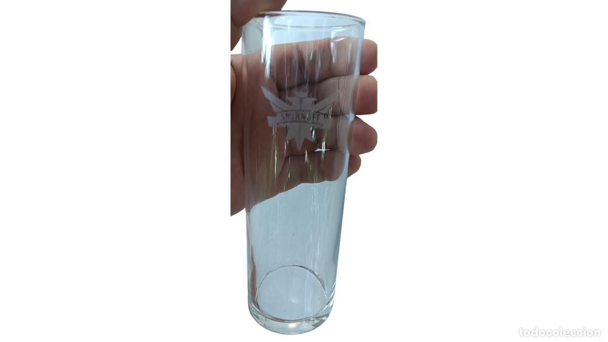 Vintage: VASO ALTO DE VIDRIO SMIRNOFF CON LOGOTIPO GRABADO - VINTAGE A&Ntilde;OS 80/90