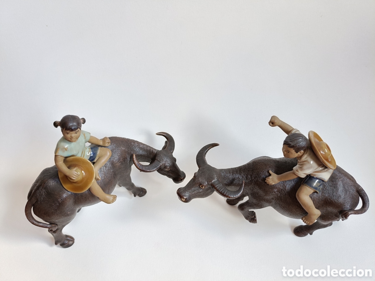 Vintage: Lote 2 Figuras Porcelana Ni&ntilde;os con B&uacute;falos Vintage
