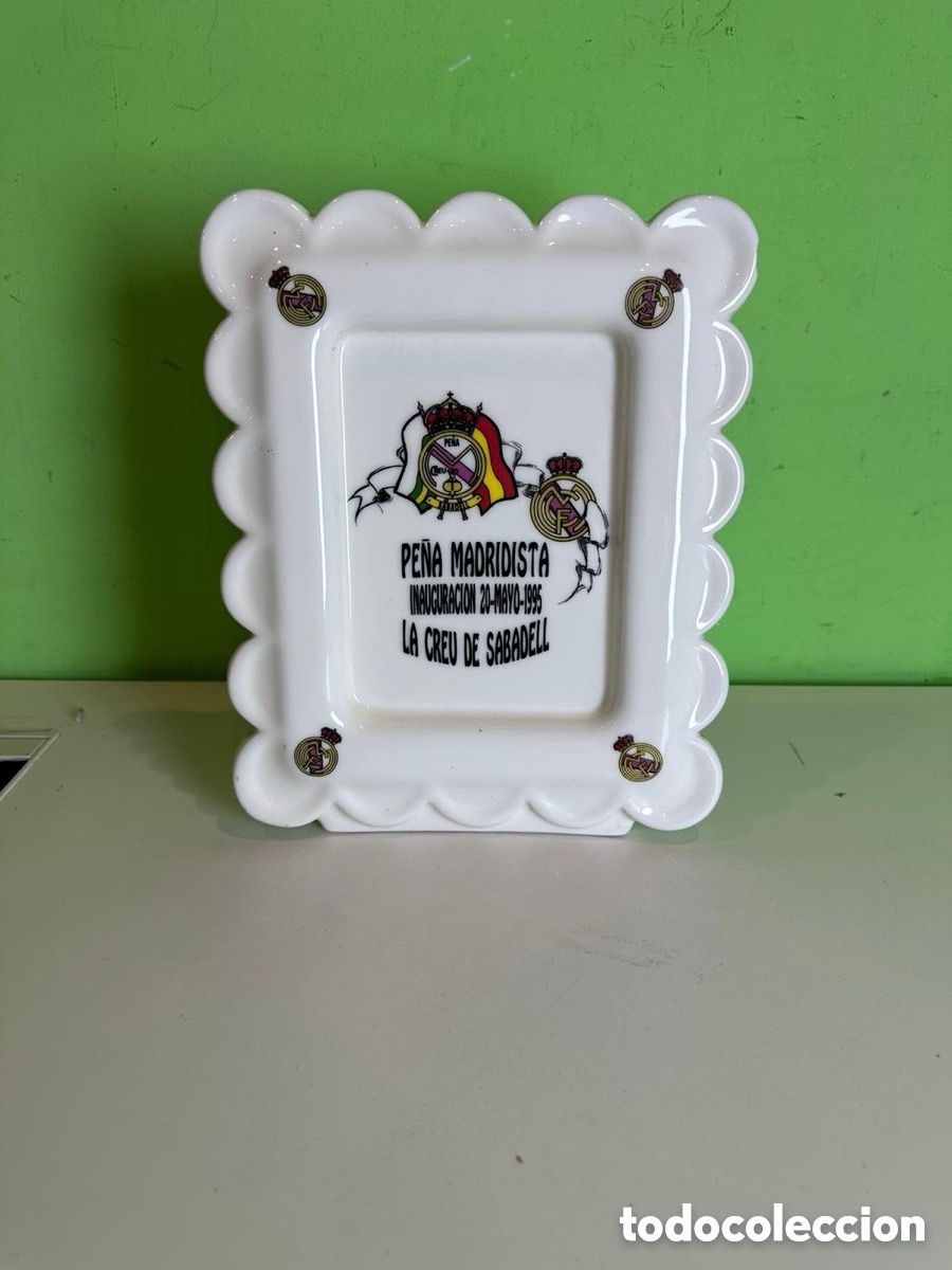 Vintage: Portafotos de porcelana Pe&ntilde;a Madridista La Creu de Sabadell inauguraci&oacute;n 1995 Real Madrid