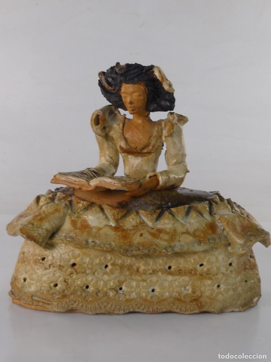 Vintage: BONITA ESCULTURA DE TERRACOTA BARRO