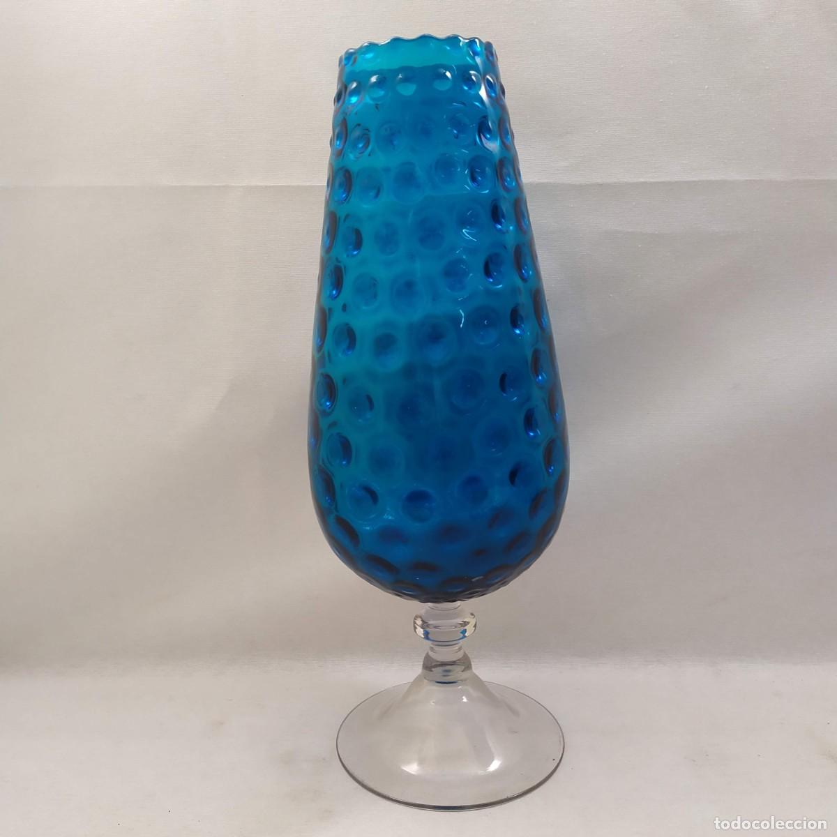 Vintage: Jarr&oacute;n tipo copa. Cristal azul. 42.5x16cm