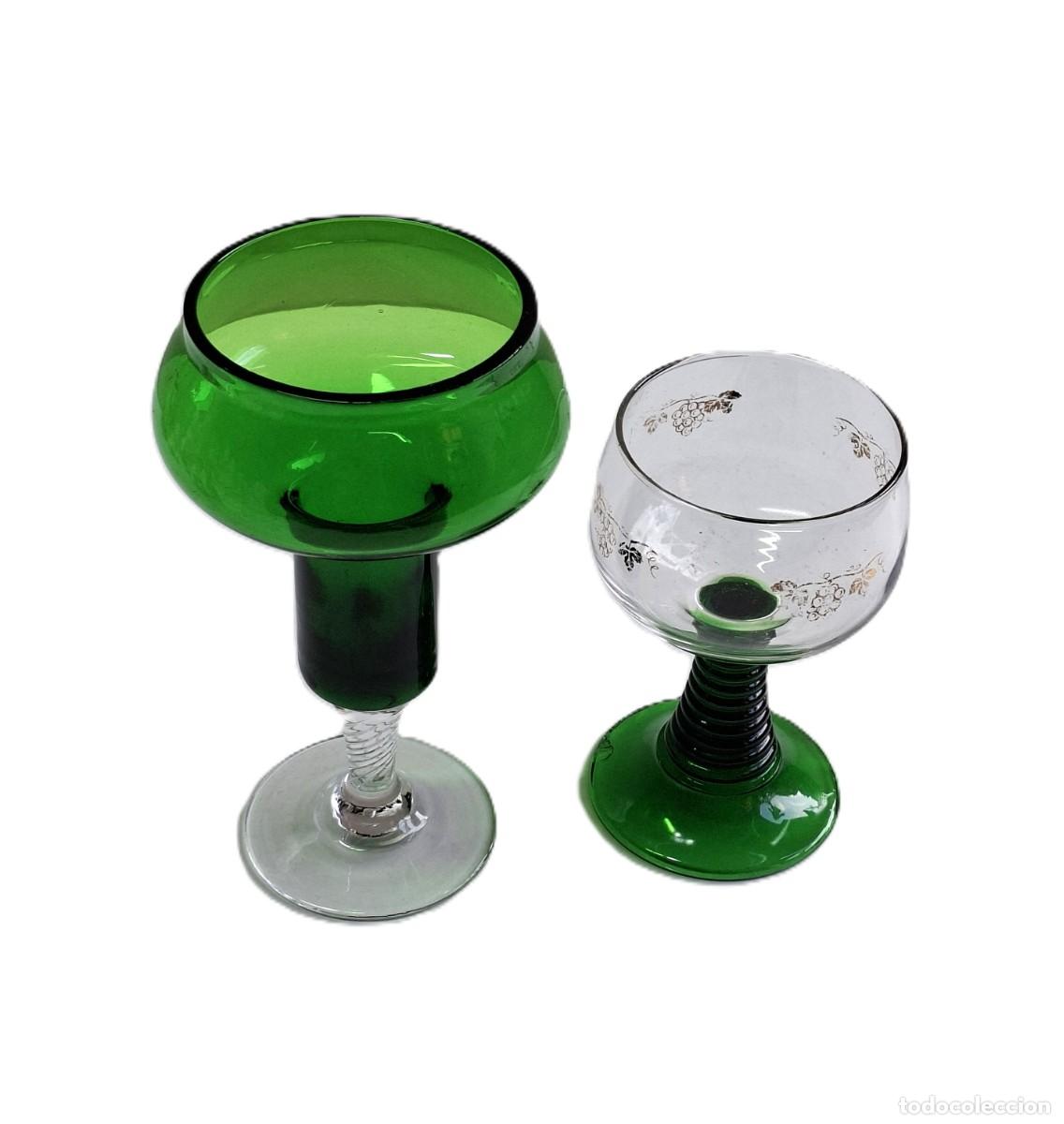 Vintage: Copas de vino francesas vintage con tallo en forma de colmena, color verde.