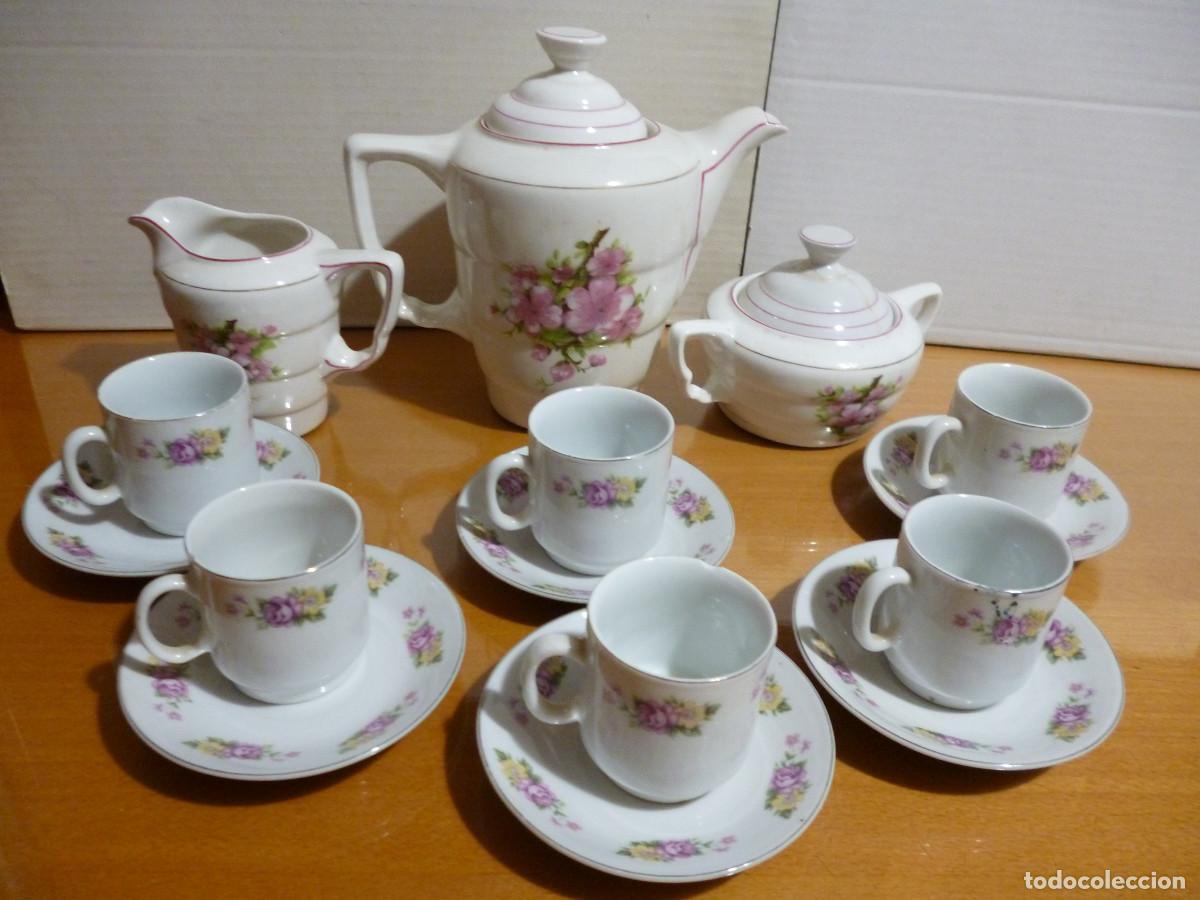 Vintage: JUEGO CAF&Eacute; VINTAGE- SEIS TAZAS, 6 PLATOS, TETERA Y AZUCARERO - PORCELANA- FILO ORO -CHINA -
