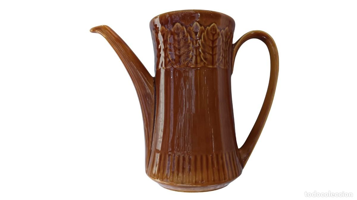 Vintage: JARRA/CAFETERA VINTAGE PONTESA IRONSTONE MARR&Oacute;N CON HOJAS - A&Ntilde;OS 60/70