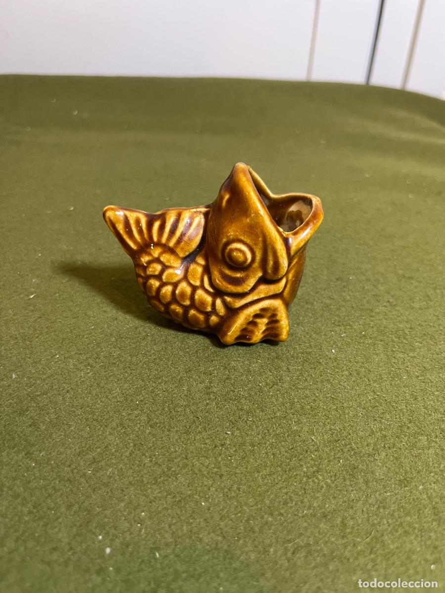 Vintage: Palillero de cer&aacute;mica vintage con forma de pez Koi &ndash; Portapalillos, aceitunas o huesos pintado a man