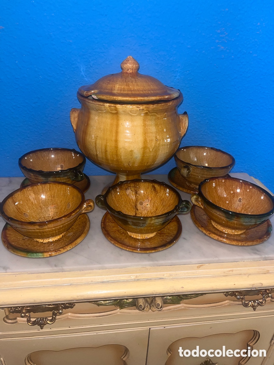 Vintage: Juego De Terracota Sopera, Cuencos Y Platos