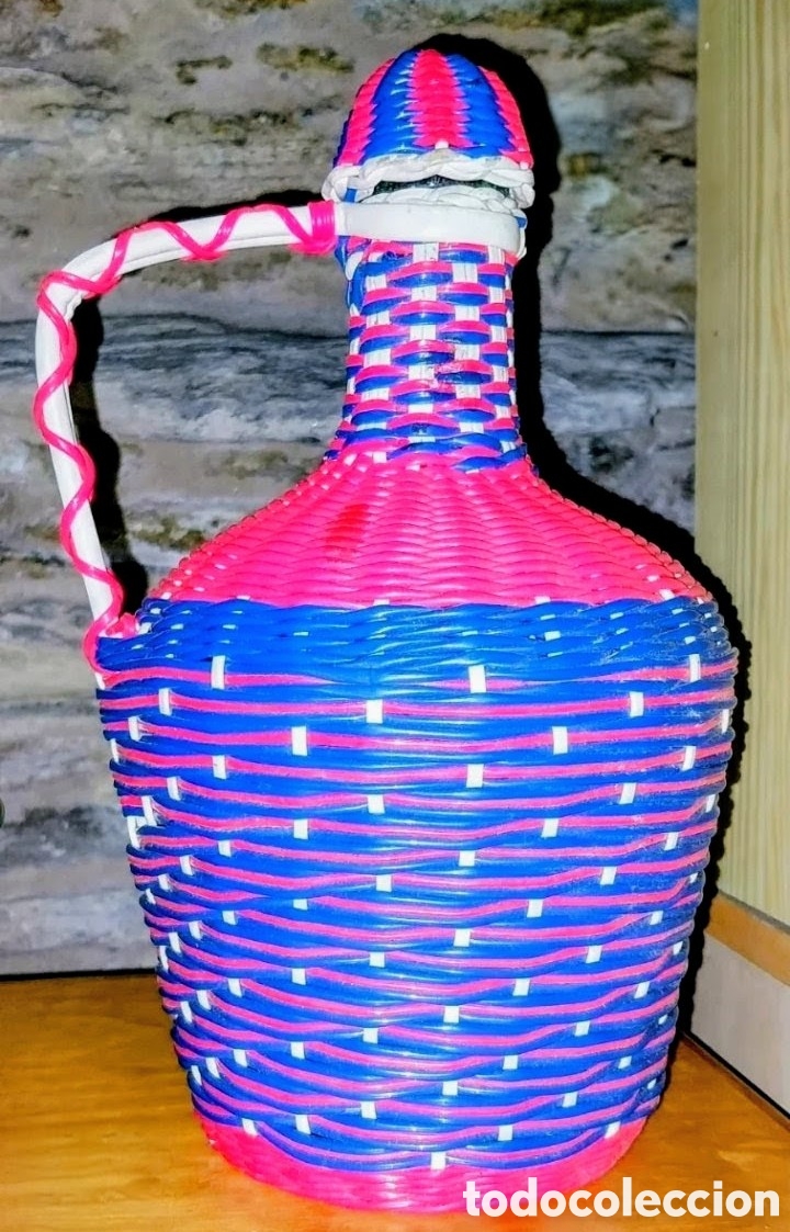 Vintage: DAMAJUANA vintage CRISTAL y TEJIDA A MANO de 30 cms de altura A&Ntilde;OS 60 EN MUY BUEN ESTADO como NUEVA
