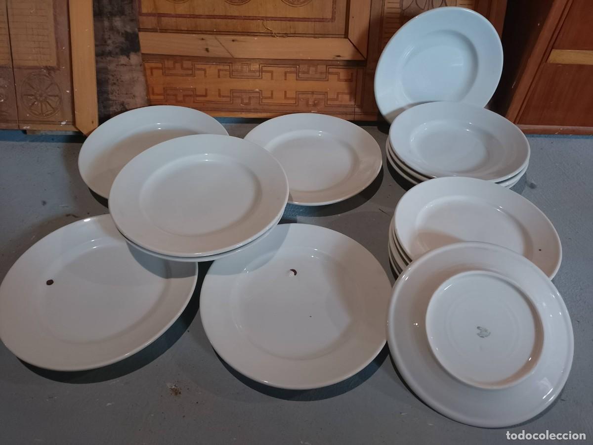 Vintage: Conjunto 16 platos blancos porcelana Sta Clara