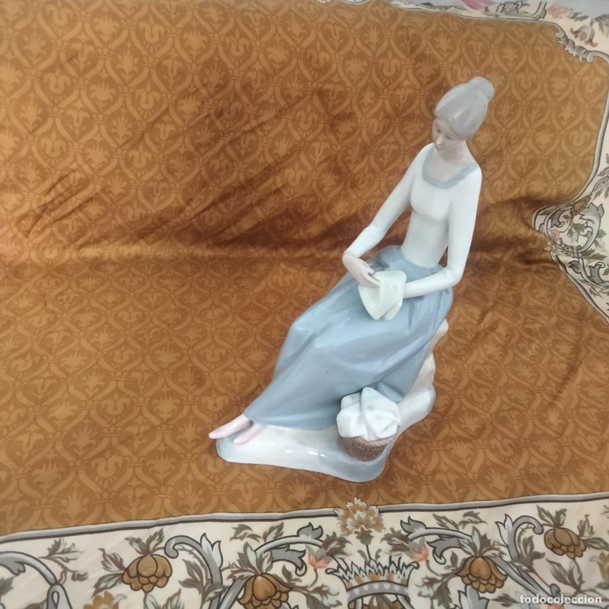 Vintage: Figura de porcelana vintage.