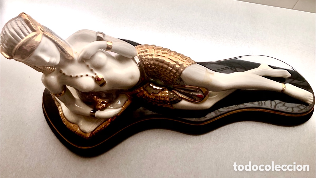Vintage: Elegante Escultura Figura Porcelana Marco Giner. Estilo Art D&eacute;co / Egipcia Oro. Manises