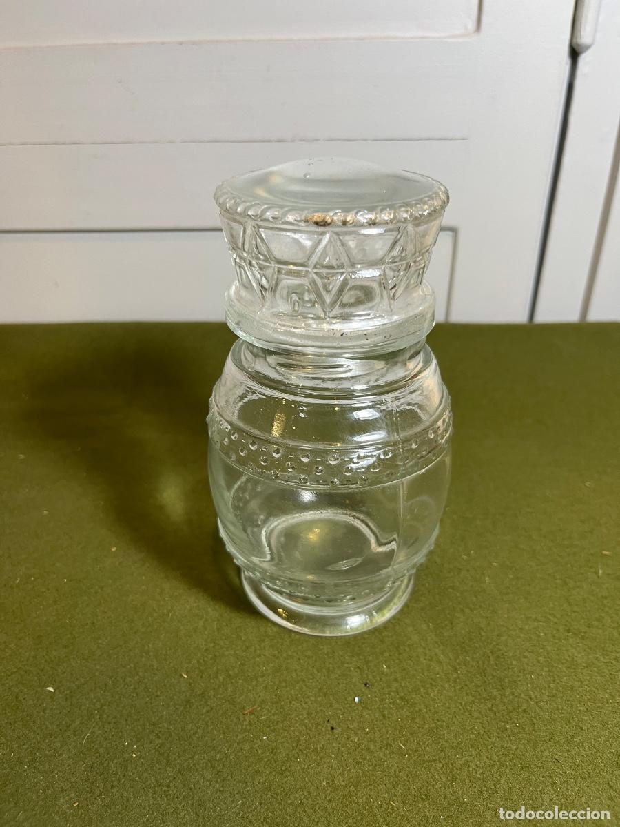 Vintage: Antiguo tarro de cristal prensado con tap&oacute;n de vidrio roscado (no original) &ndash; Vintage