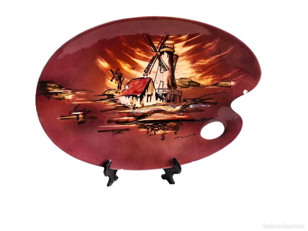 Vintage: PLATO DECORATIVO VINTAGE CON FORMA DE PALETA DE PINTOR Y PINTURA DE MOLINO