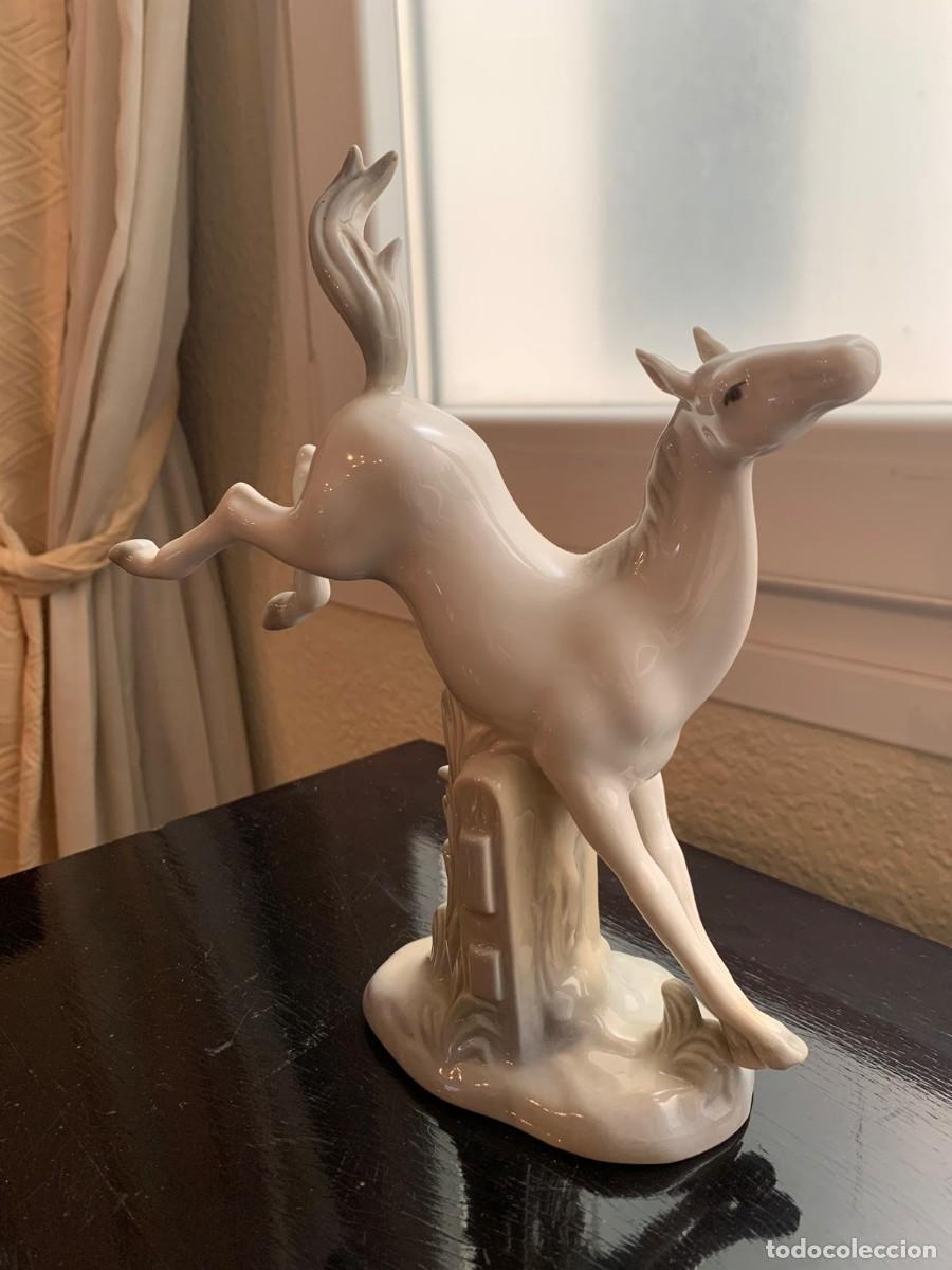 Vintage: Figura Ciervo Porcelana (Miquel Requena)