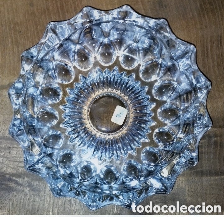 Vintage: PESADO CENICERO DE CRISTAL TALLADO &rdquo;VINTAGE&rdquo; a&ntilde;os 80 (5 cms altura x 20 cms di&aacute;metro) SIN ESTRENAR
