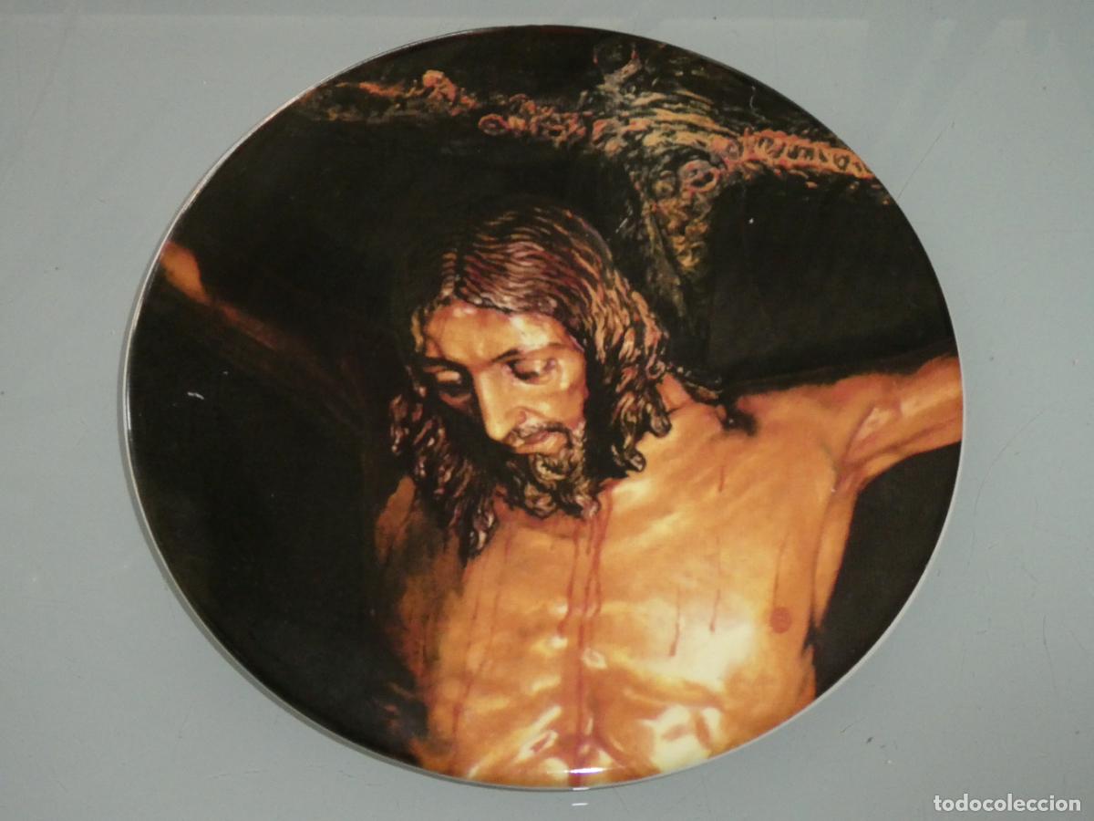 Vintage: PLATO DE CER&Aacute;MICA RELIGIOSO SEMANA SANTA M&Aacute;LAGA. CRISTO DE LA BUENA MUERTE MENA LEGI&Oacute;N. 19CM 360GR