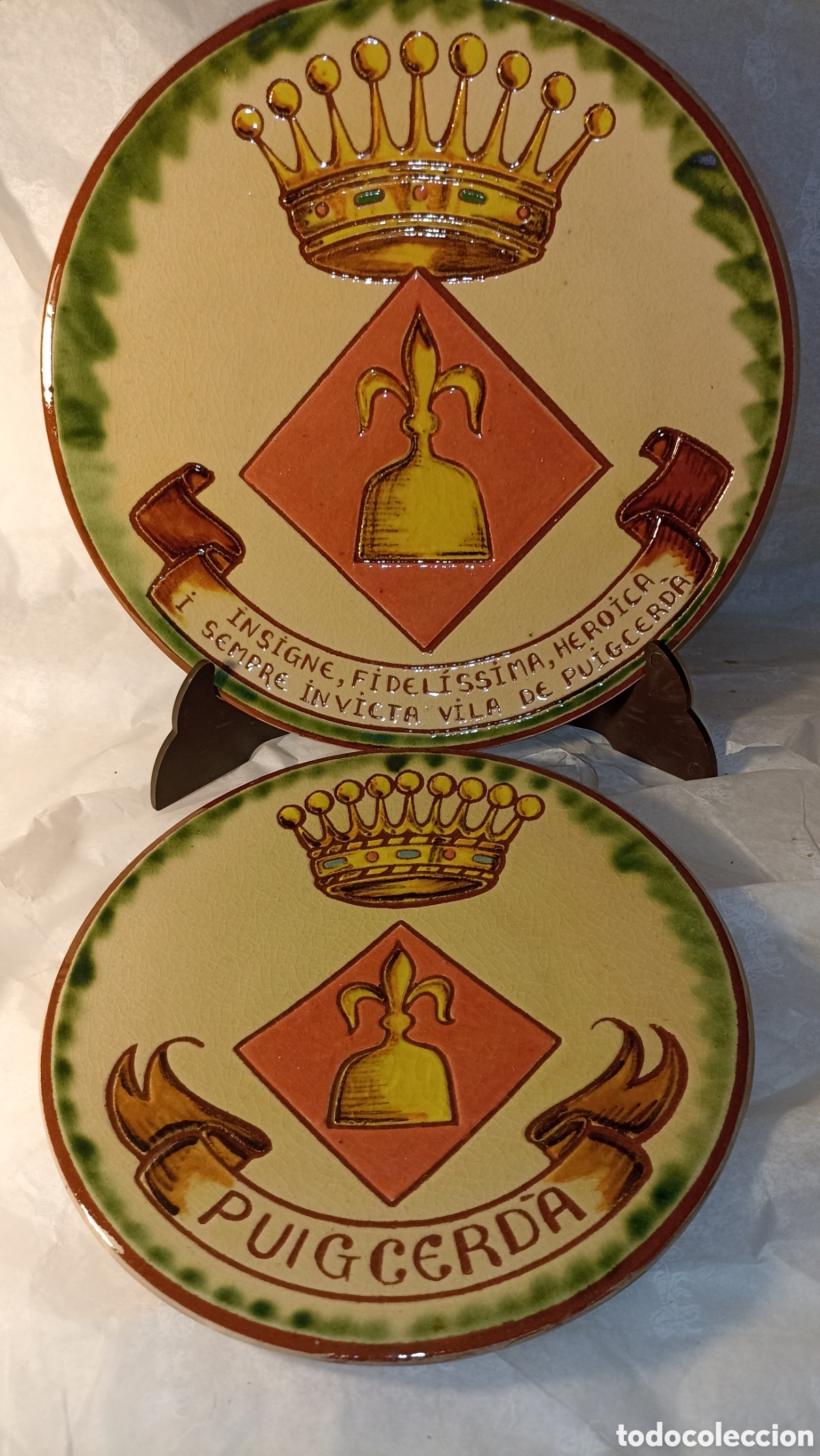 Vintage: Pareja de Platos Cer&aacute;mica Catalana J. Oller (Vilamalla) - Escudo de Puigcerd&agrave;