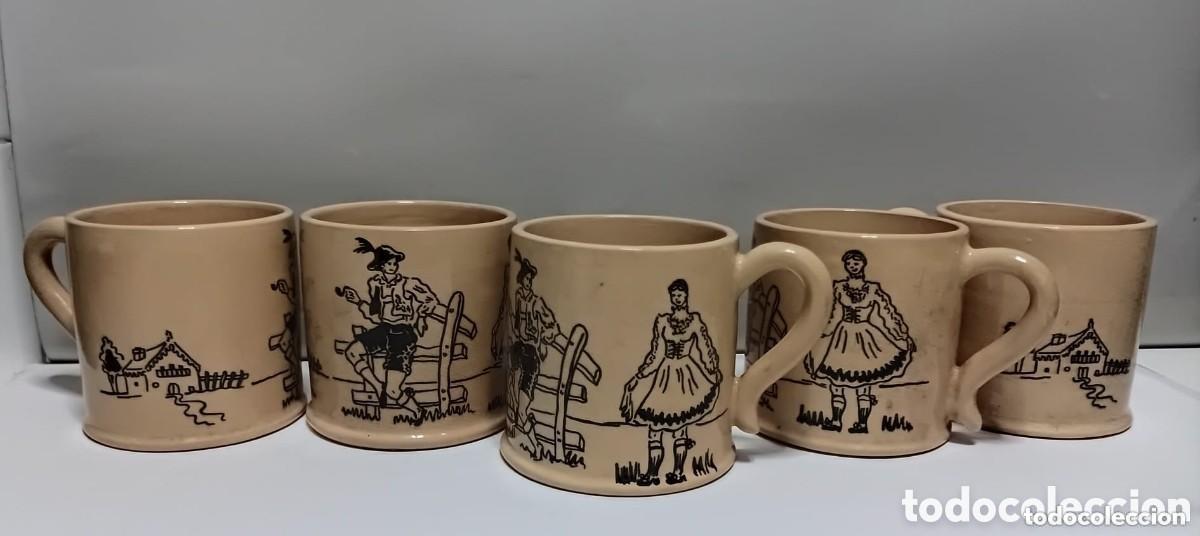 Vintage: CONJUNTO DE 5 TAZAS DE CERVEZA. JARRAS VINTAGE ALEMANAS. PERSONAJES BAV&Aacute;ROS