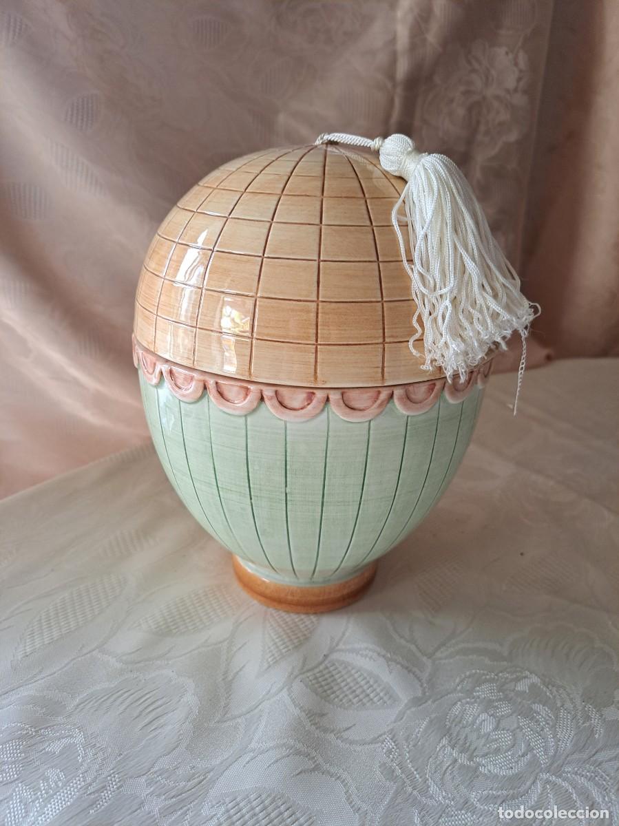 Vintage: Exquisita bombonera de cer&aacute;mica vidriada, forma de globo aerost&aacute;tico, Made in Italy, a&ntilde;os 60
