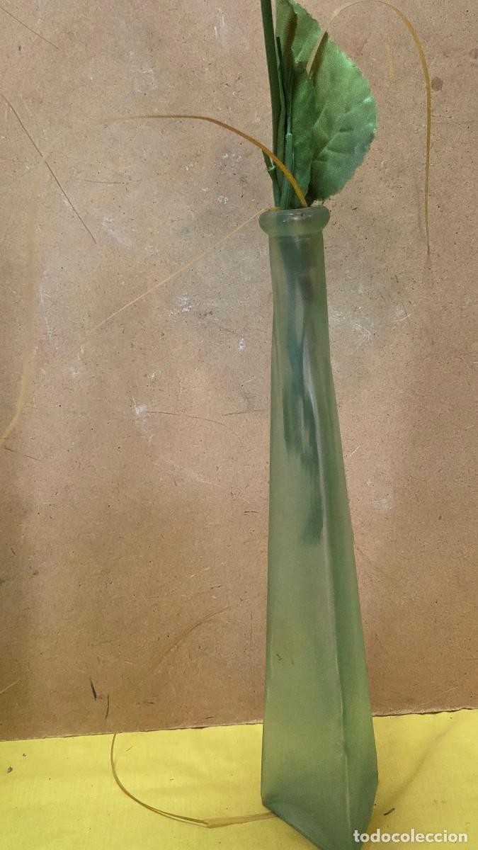Vintage: botella de cristal verde - Foto 2