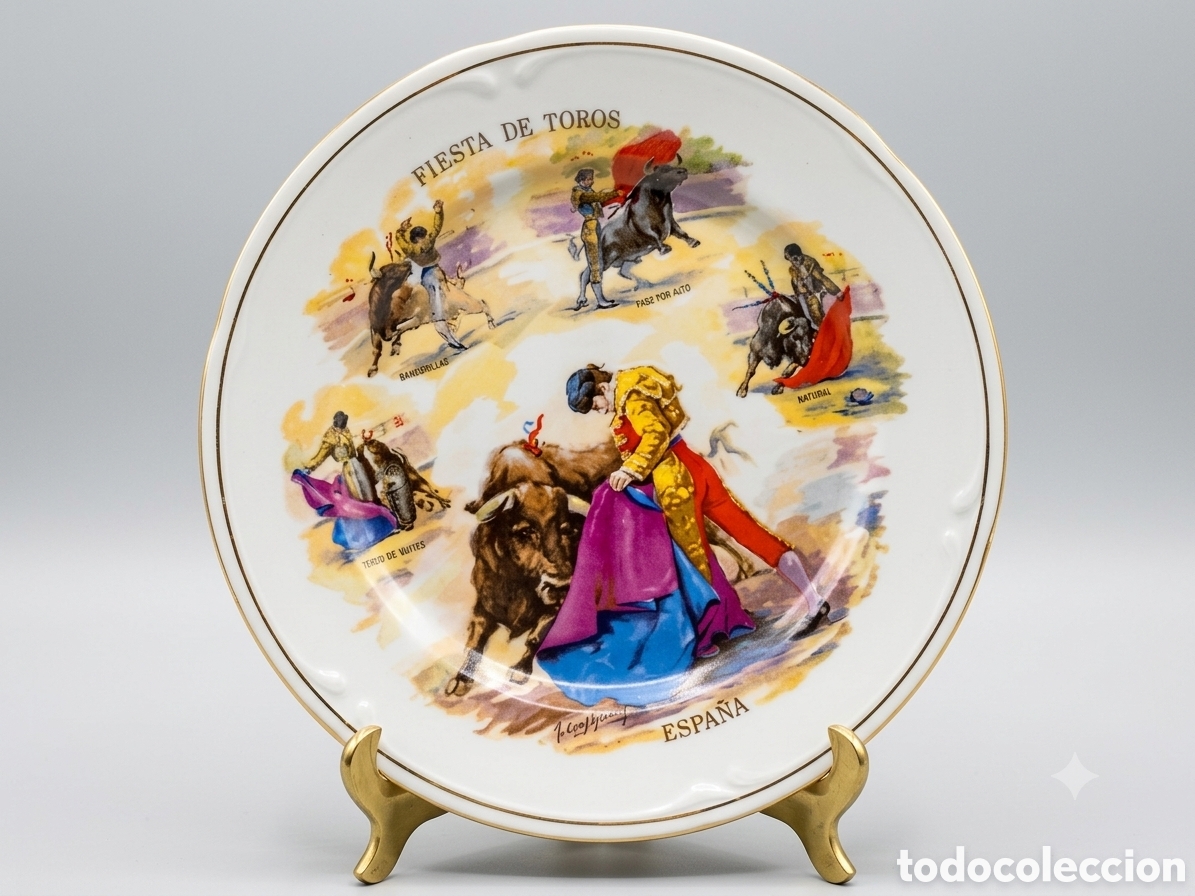 Vintage: Plato vintage a&ntilde;os 70-80. Motivo Fiesta de Toros. Decoraci&oacute;n policroma con borde dorado. Ideal para