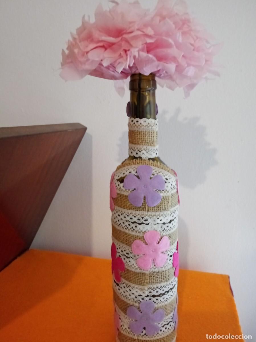 Vintage: Botella decorada a mano 12 euros