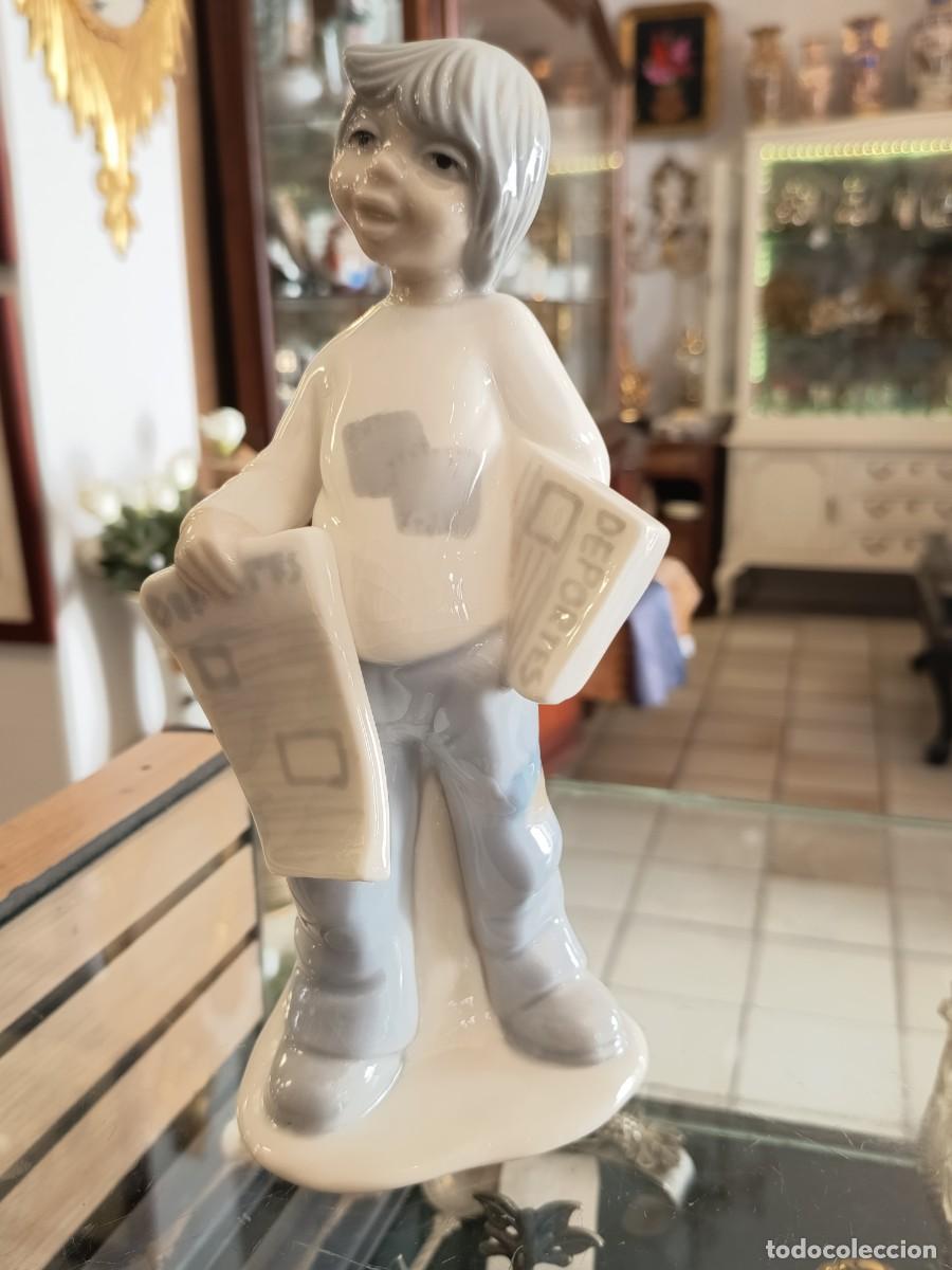 Vintage: Figura Vendedor de peri&oacute;dico