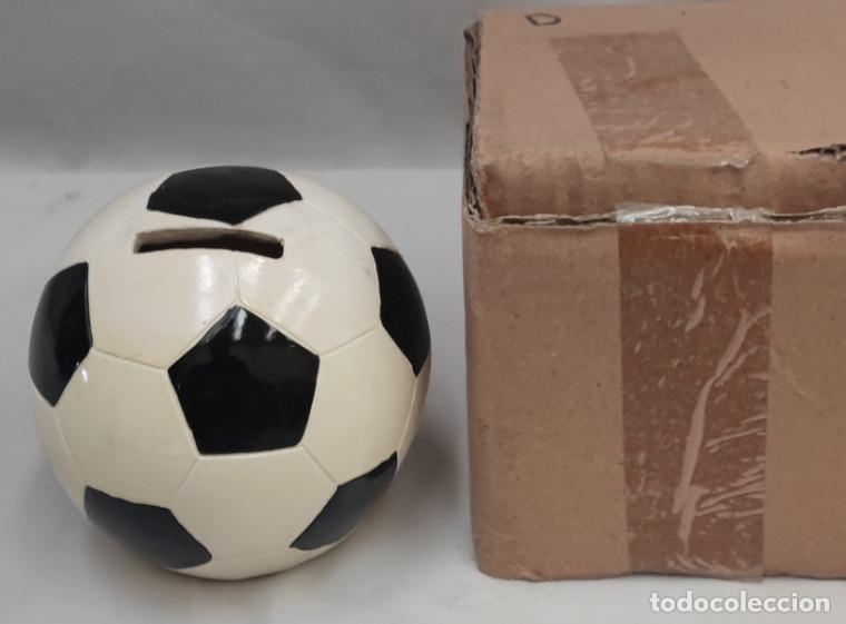 Vintage: HUCHA DE PORCELANA CON FORMA DE BALON
