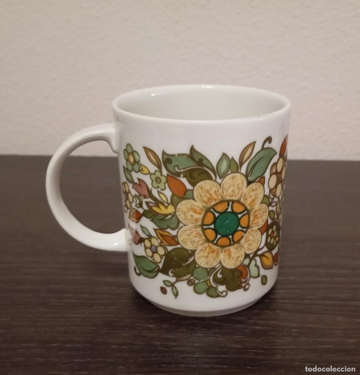 Vintage: BONITA TAZA DE PORCELANA FINA ROYAL DOULTON, PATR&Oacute;N FOREST FLOWER TC 1086, VINTAGE DE LOS A&Ntilde;OS 70