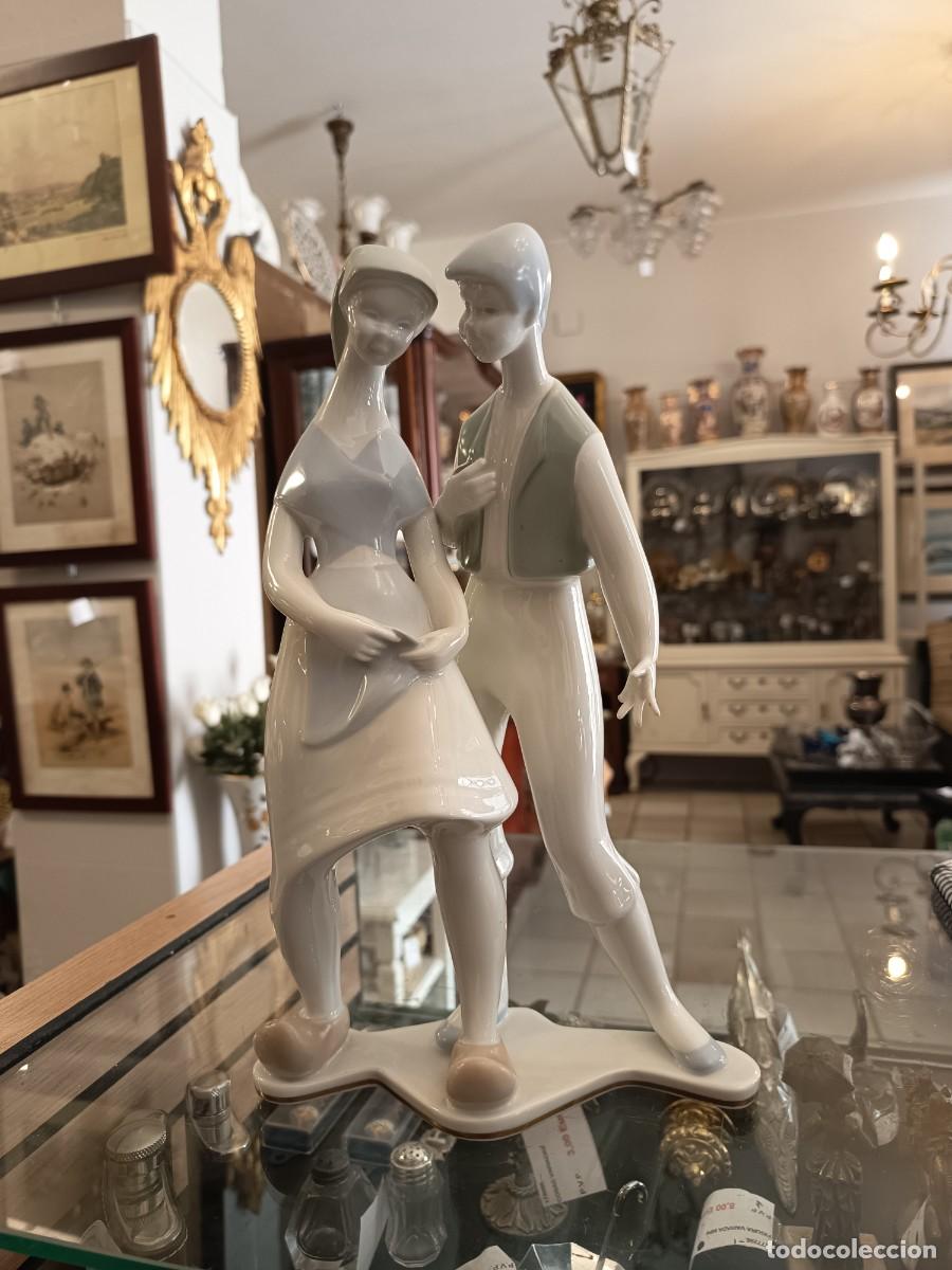 Vintage: Figura Pareja porcelana Santa Clara