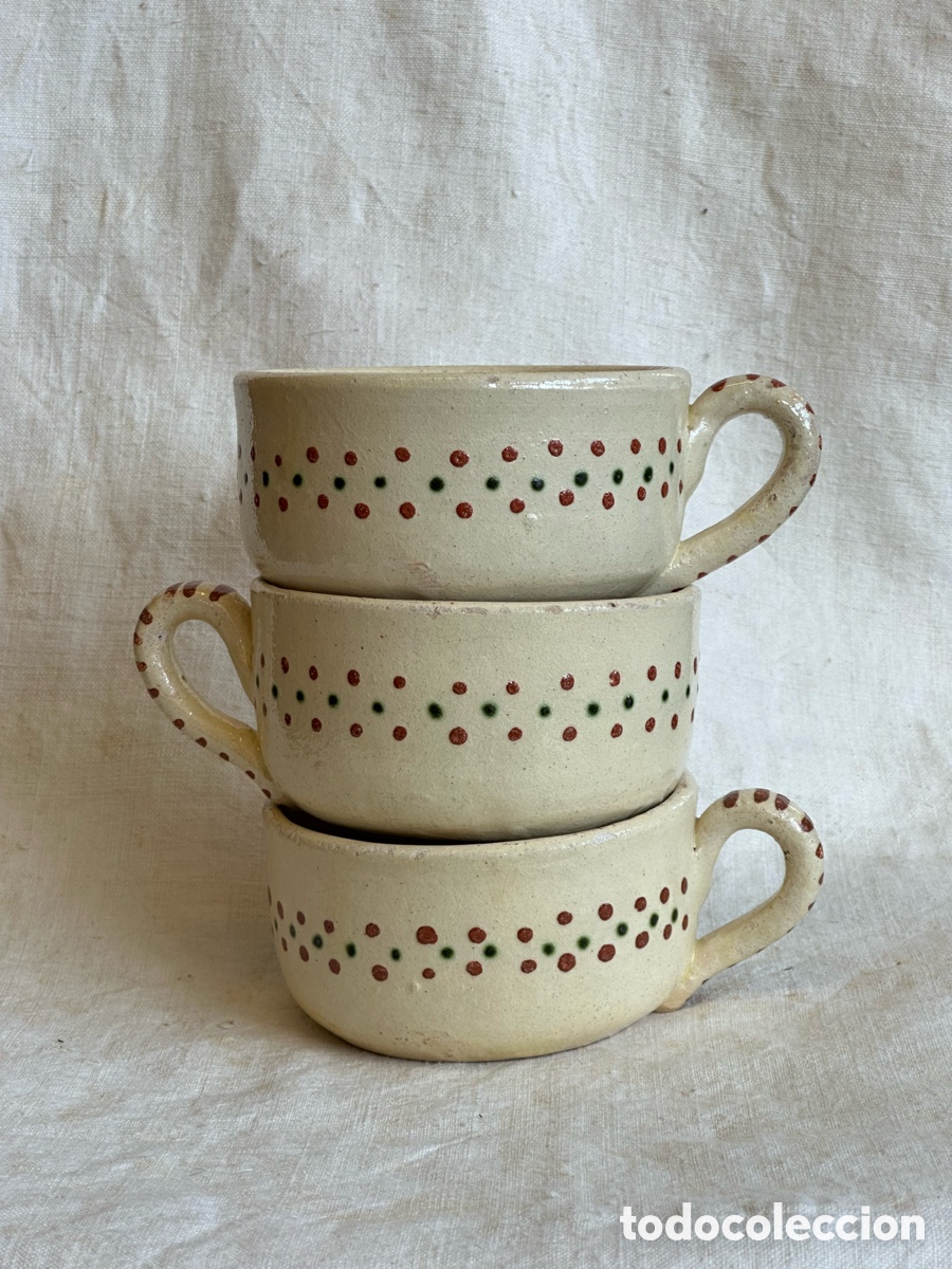 Vintage: Conjunto de tres tazones de loza esmaltada y pintada, s.XX. Taza cuanto lebrillo barro cer&aacute;mica.