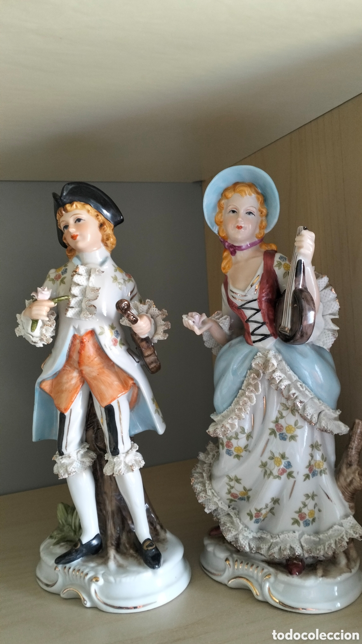 Vintage: Pareja figuras porcelanas azul y blanca
